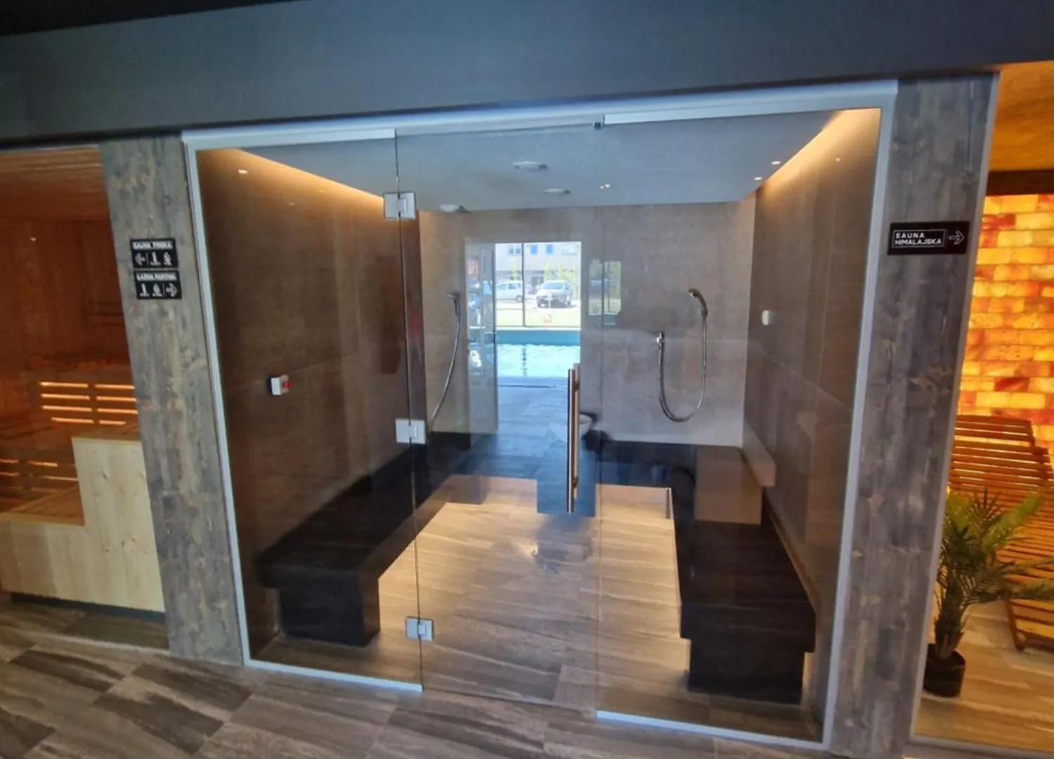 Porty C120 Apartament Kasprowicza Pool Sauna Parking Kolobrzeg Poland