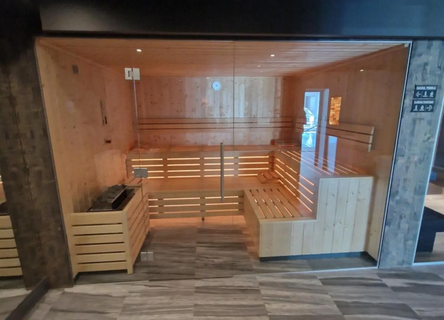 Porty C120 Apartament Kasprowicza Pool Sauna Parking Kolobrzeg Apartment